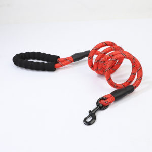 Heavy Duty Rope Dog Leash with Reflective Threads